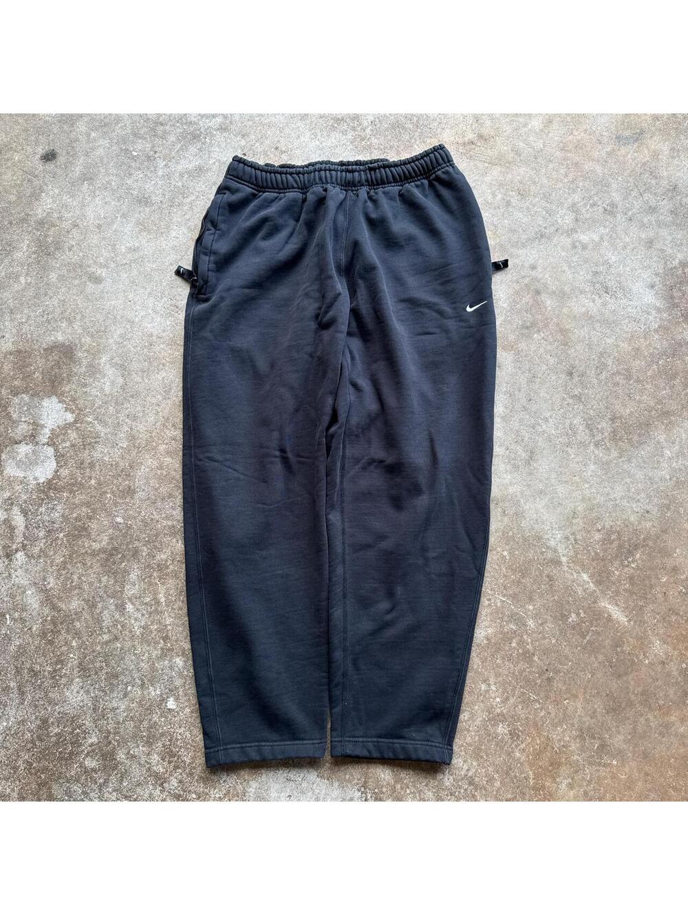 Nike Men's Black and Navy Joggers-tracksuit